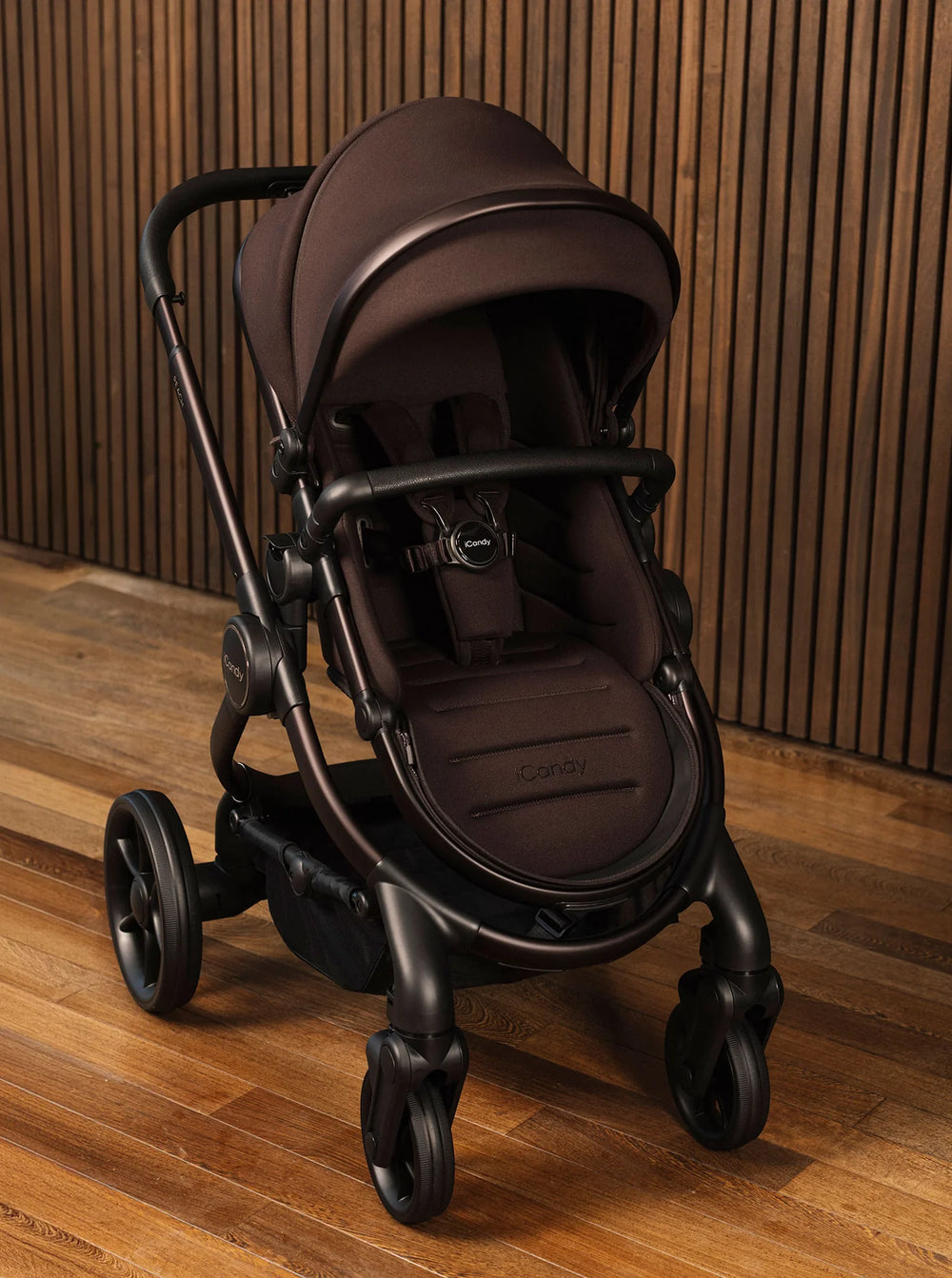 Peach 8 Coffee Bean kinderwagen en reiswieg inclusief complete bundel